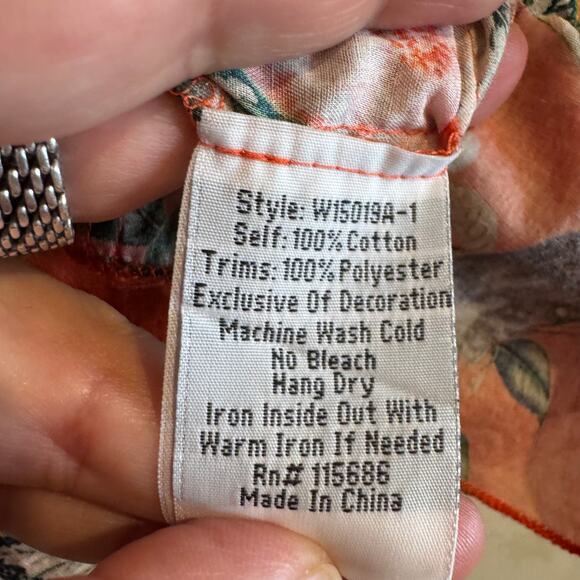 Johnny Was Workshop Top Orange Keyhole Neck Tasseled Floral Long Sleeve Sz S - Picture 4 of 5